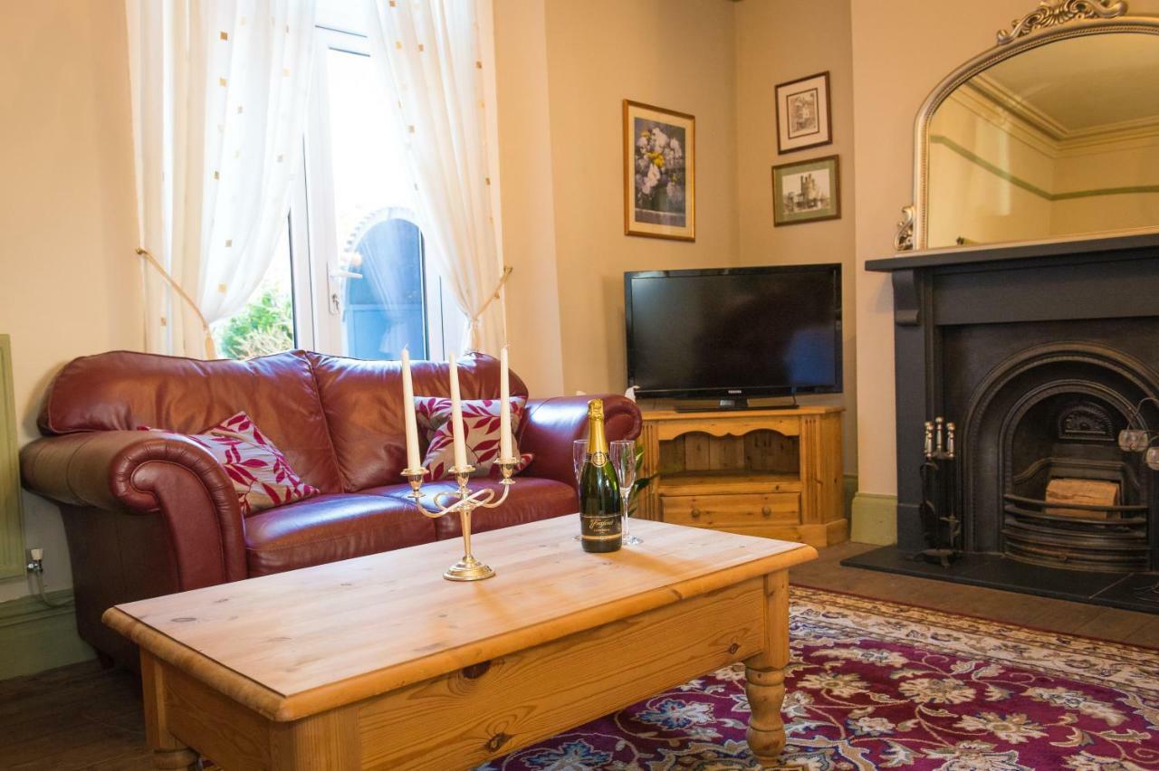 Victoria House Room Only Accommodation Caernarfon Extérieur photo